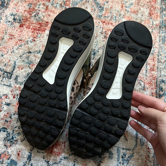 Steve Madden Cliff Sneaker in Khaki/Beige Sold out in this size online! - Picture 8 of 8